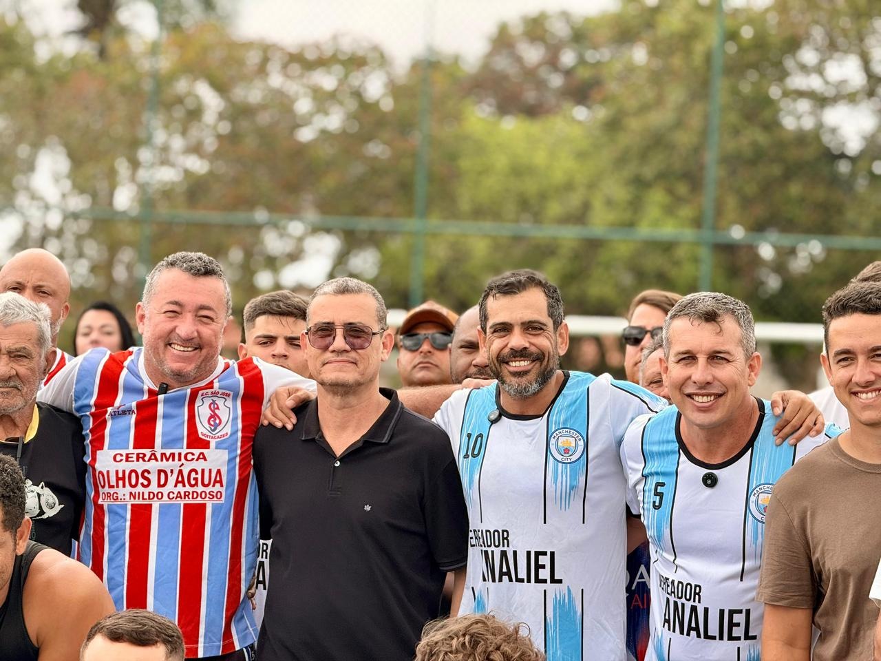 Bruno Dauaire inaugura Arena Social em Palacete e garante obras de pavimentação da Estrada da Quixaba