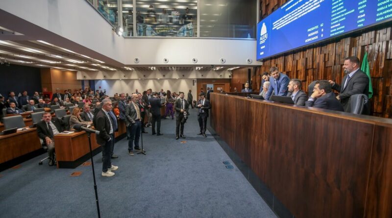 08102025 172517plenario1 Easy Resize.com