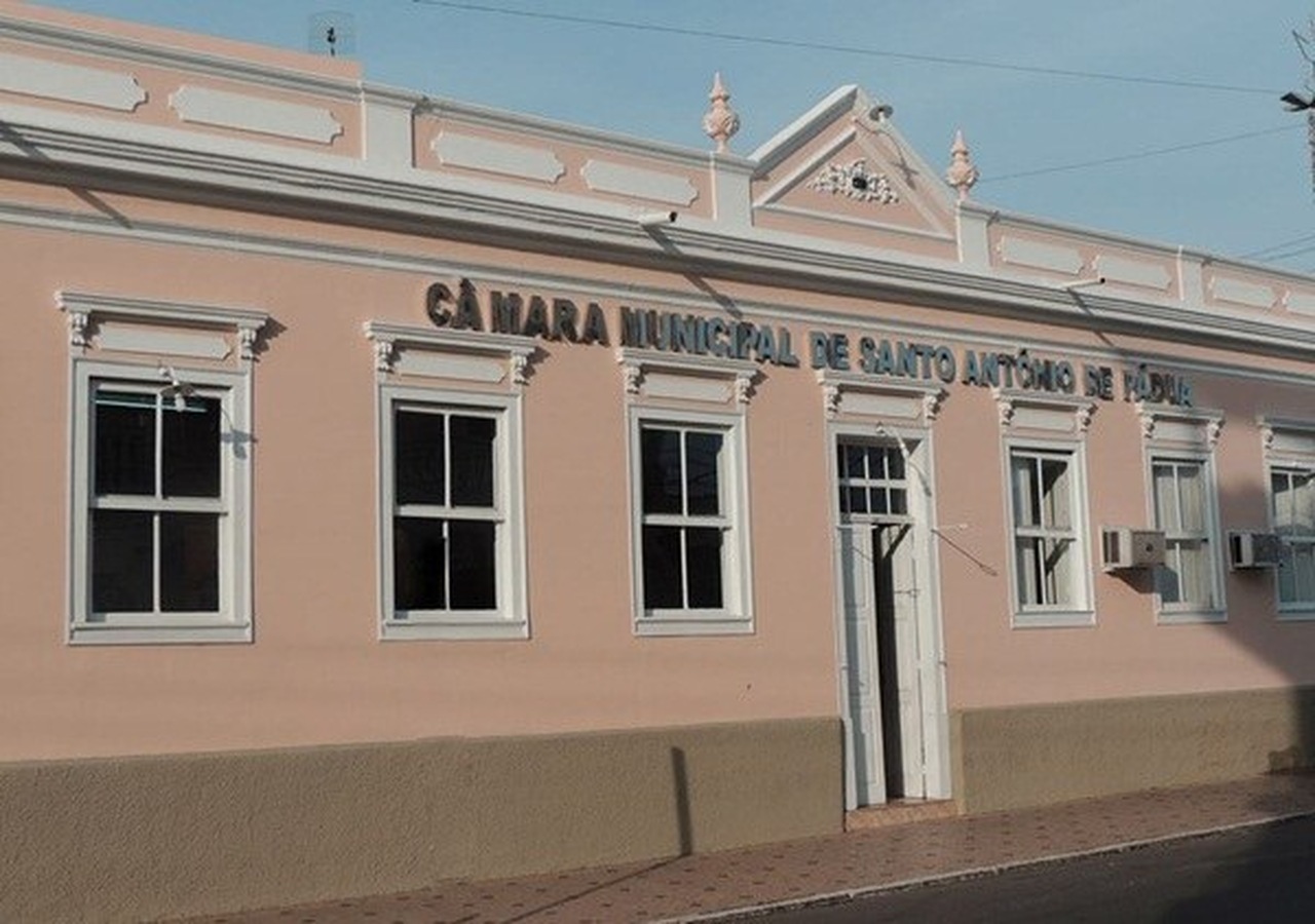 Rachadinha: Ex-vereador de Santo Antônio de Pádua é condenado a 13 anos e oito meses de reclusão por exigir dinheiro de assessores