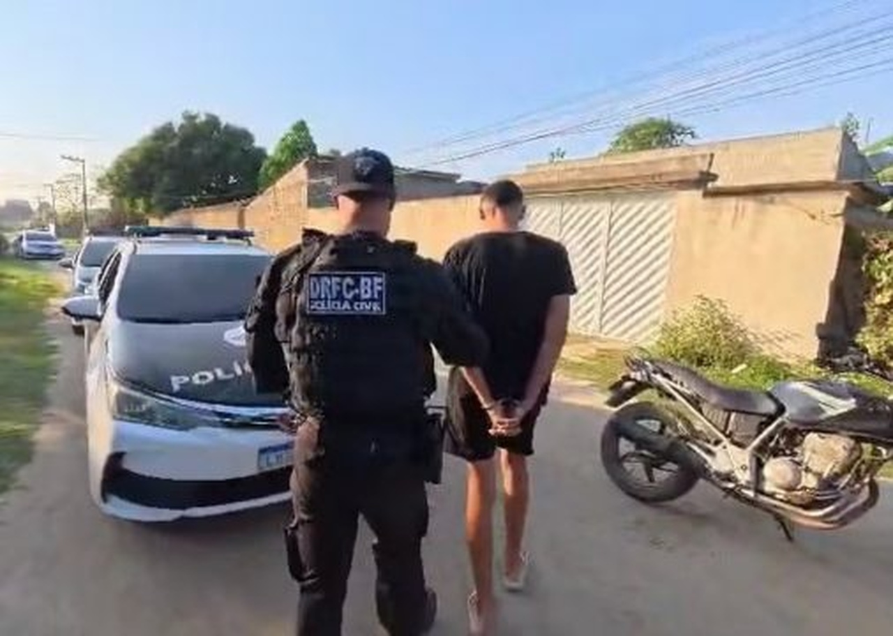 Polícia Civil cumpre mandado em Campos contra integrante de facção criminosa