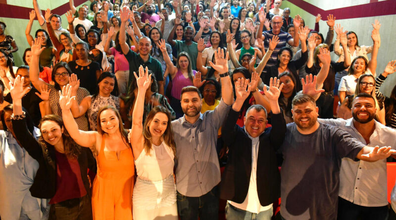 with 239623 Easy Resize.com