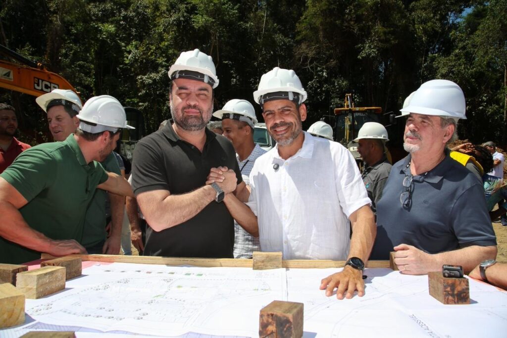 Bruno Dauaire anuncia mais de R$150 milhões em obras que transformam o Norte e Noroeste Fluminense 1 Bruno Dauaire e Cláudio Castro