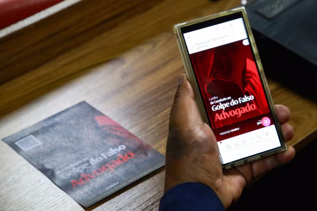 Golpe do Falso Advogado: OAB-RJ move Ação Civil Pública contra a Meta por falhas de segurança no WhatsApp 1 whatsapp image 2025 08 14 at 15.15.17 Easy Resize.com