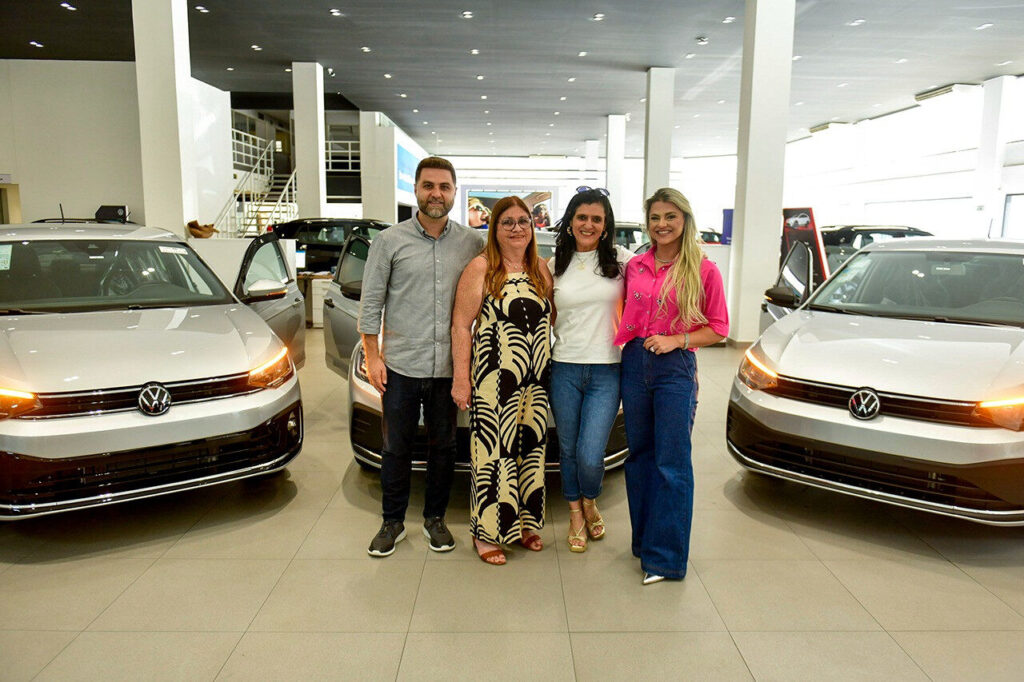 with 240846 Easy Resize.com