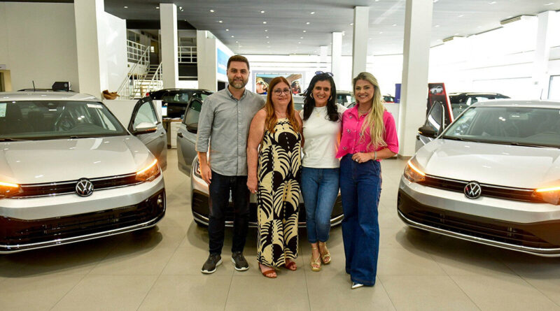 with 240846 Easy Resize.com