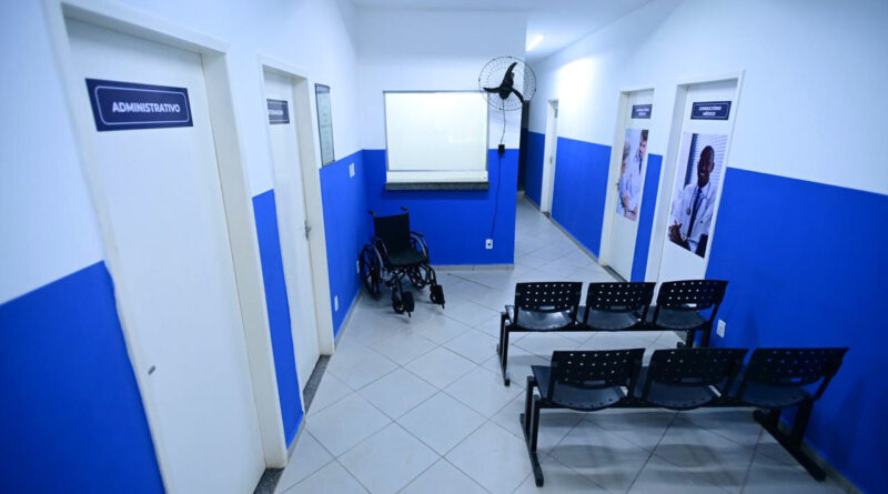 with 241390 Easy Resize.com