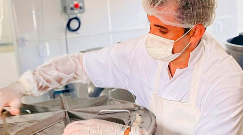 with 241412 Easy Resize.com