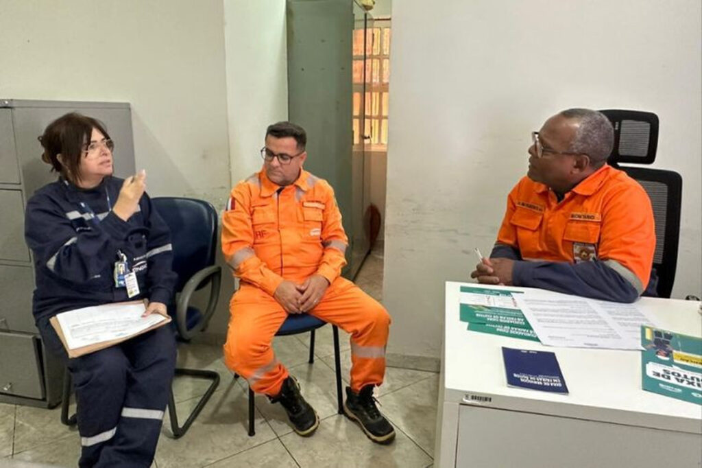 with 241488 Easy Resize.com