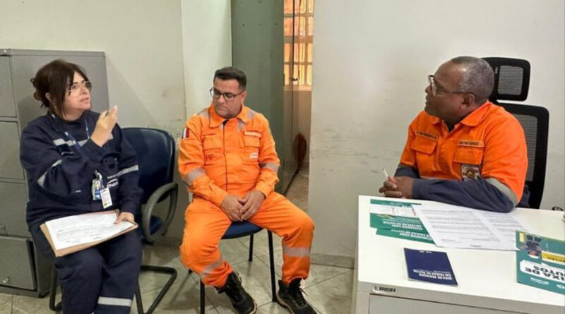 with 241488 Easy Resize.com