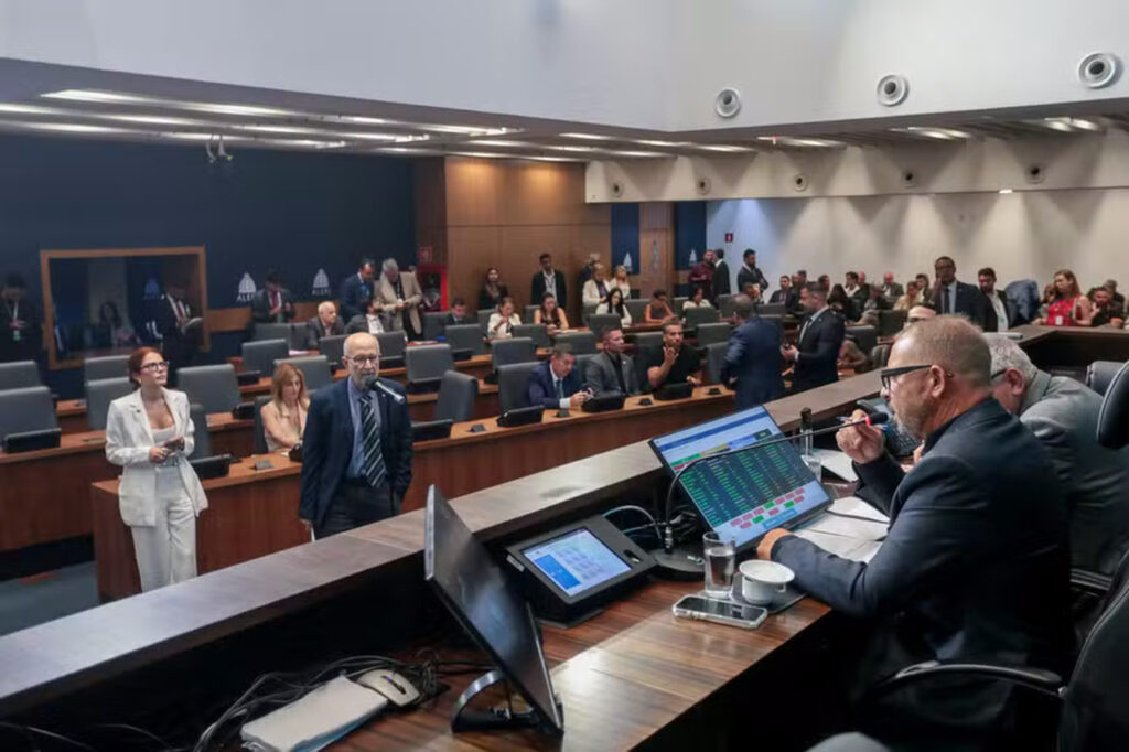 alerj Easy Resize.com 2