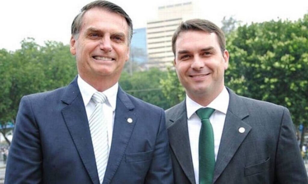 bolsonaro Easy Resize.com 4