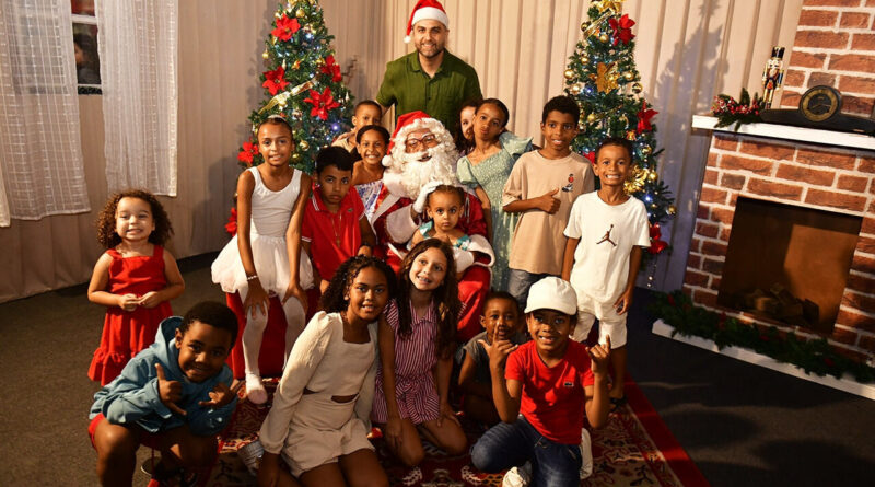 with 241842 Easy Resize.com