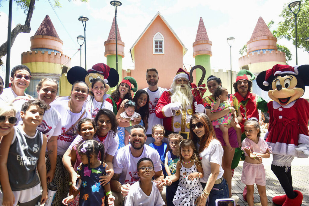 with 242310 Easy Resize.com