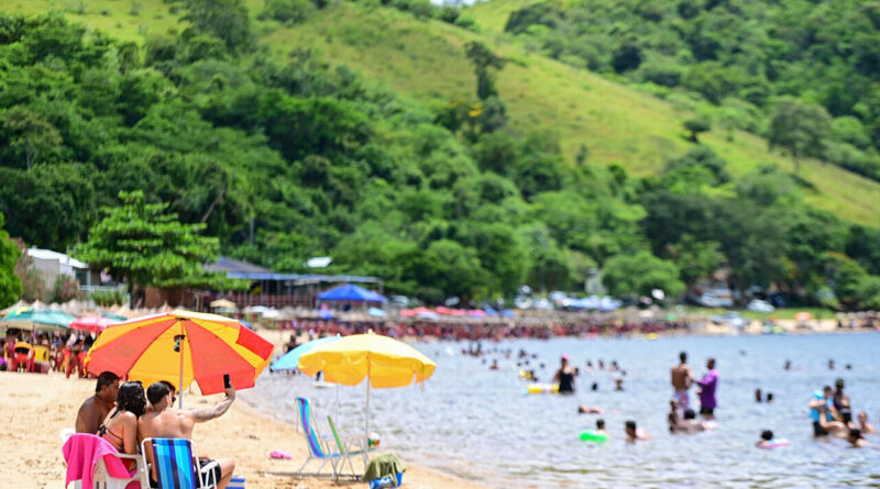 with 242354 Easy Resize.com