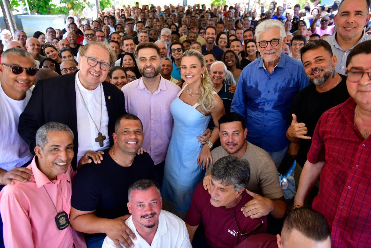 Prefeito Wladimir reúne secretários e servidores em confraternização de fim de ano