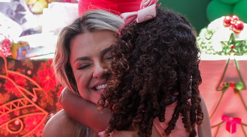 with 242450 Easy Resize.com