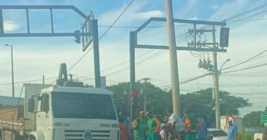 Homem morre após ser atropelado na BR-101 em Campos