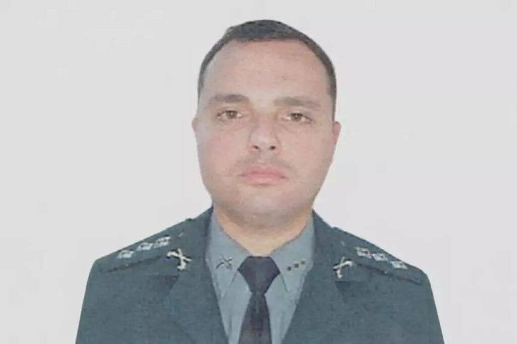 estrella rosa 860x573 Easy Resize.com