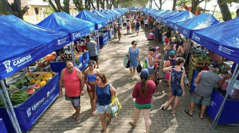 with 242498 Easy Resize.com