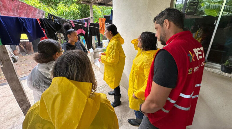 with 242556 Easy Resize.com