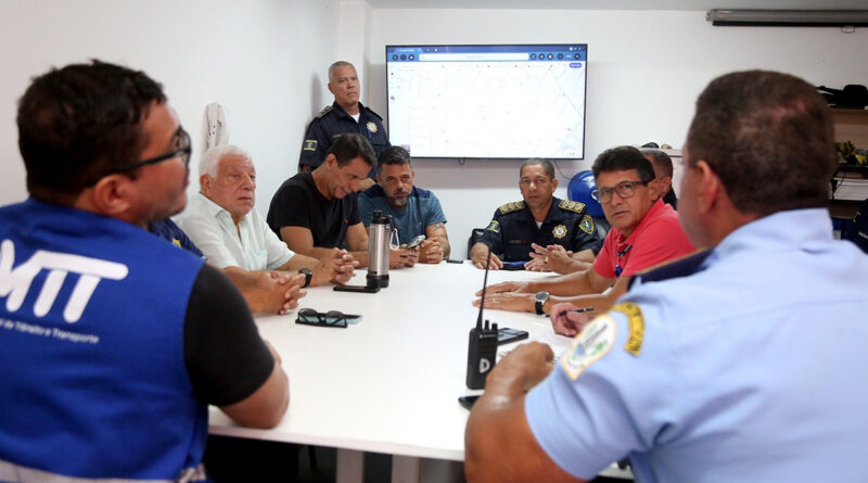 with 242772 Easy Resize.com