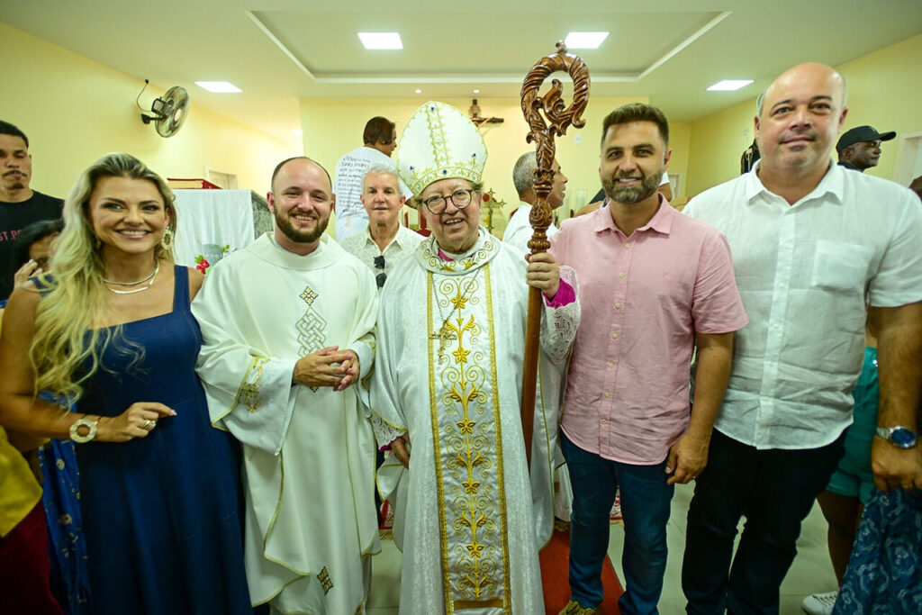 with 242812 Easy Resize.com