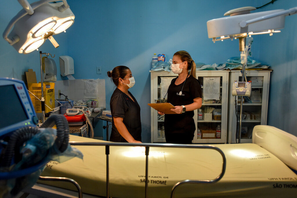 with 242846 Easy Resize.com