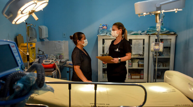 with 242846 Easy Resize.com