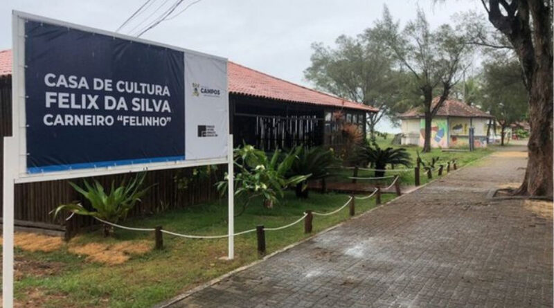 with 242858 Easy Resize.com