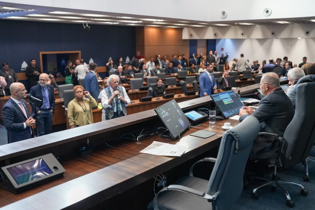 11022026 183231plenario1 Easy Resize.com