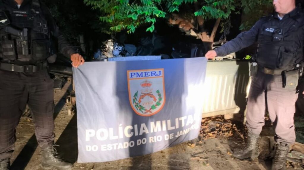 1b22c2ef 4b4b 405f ad8a 3063d8dec450 860x483 Easy Resize.com