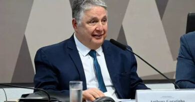 Cláudio Castro manda desmobilizar equipe de segurança do ex-governador Garotinho