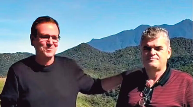 reis e paes Easy Resize.com