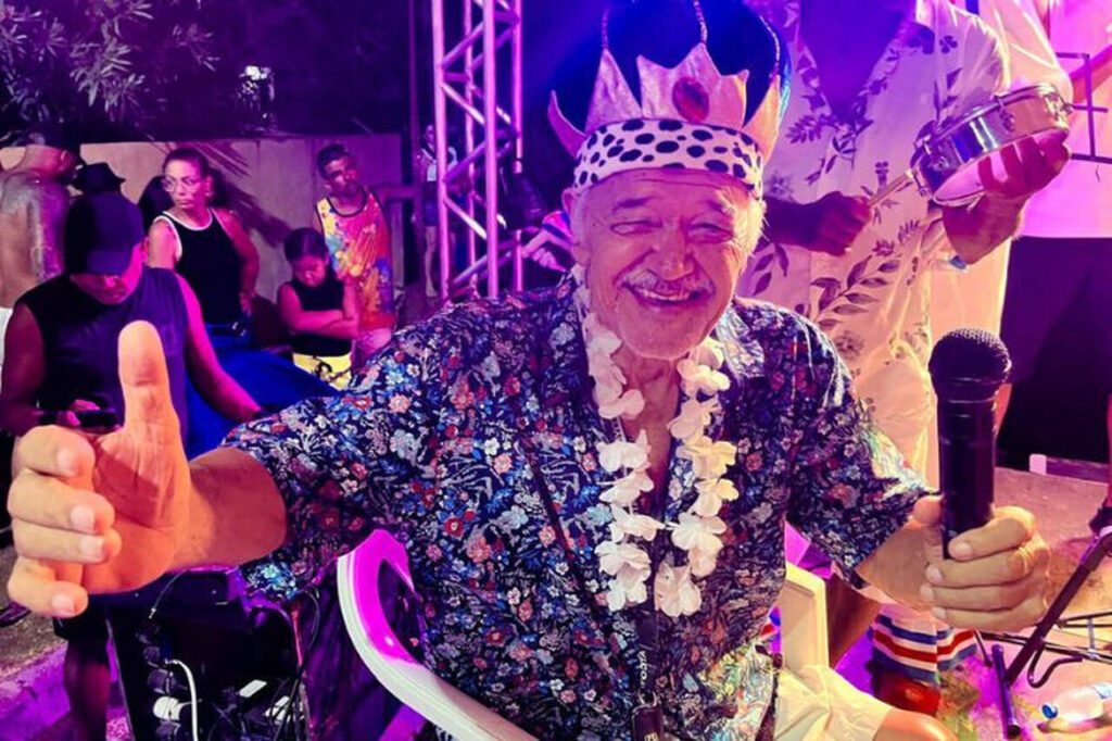 with 243420 Easy Resize.com