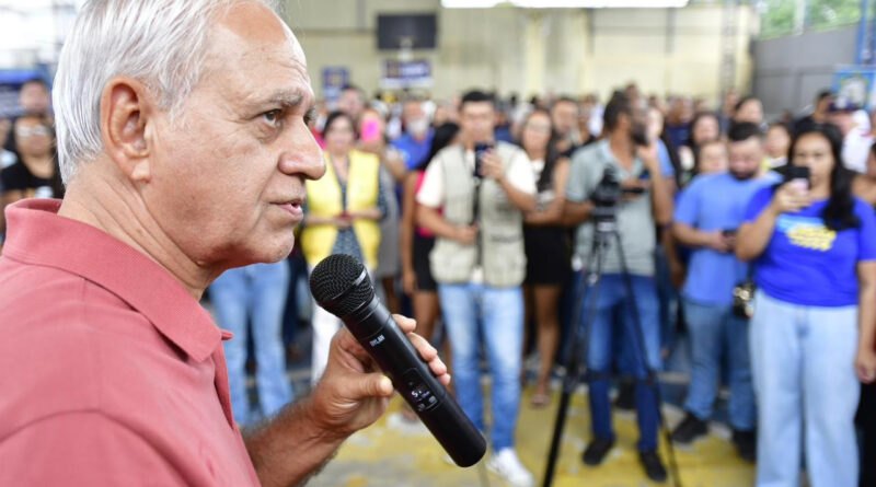 with 243758 Easy Resize.com