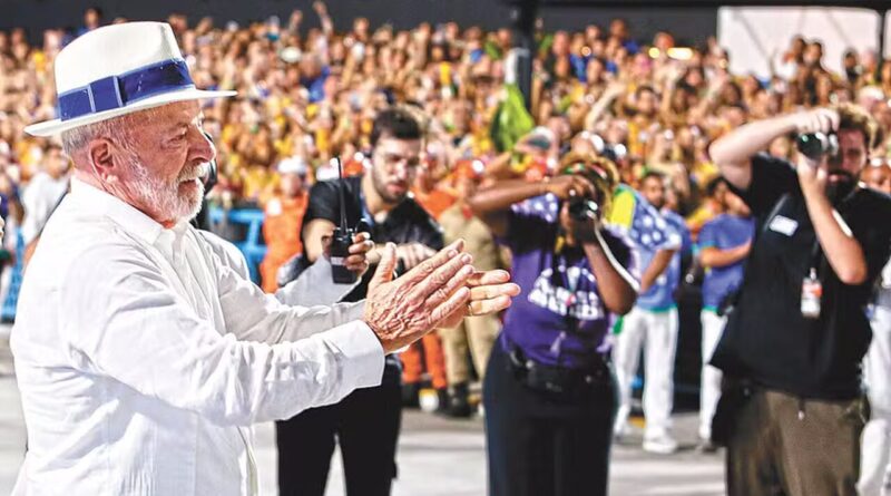 113903932 ri rio de janeiro rj 15 02 2026 carnaval 2026 desfile das escolas de Easy Resize.com