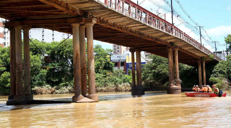 565d3640bb500a229c5092efc1e4ac94 Easy Resize.com