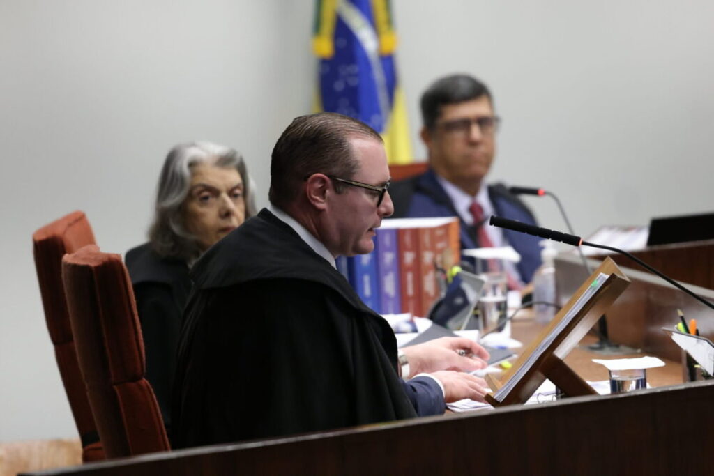 GUST0556 scaled e1773778156400 Easy Resize.com