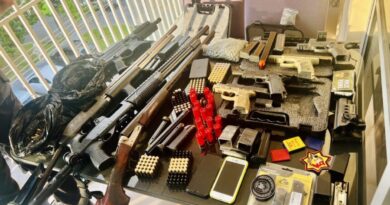 Operação mira grupo que comercializa armas e munições de forma ilegal em Campos