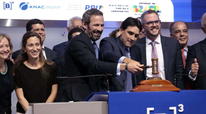 int8411.jpg Easy Resize.com