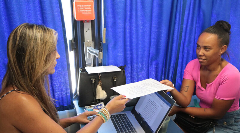 with 243910 Easy Resize.com