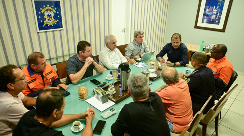 with 243932 Easy Resize.com