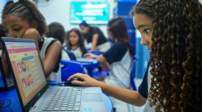 with 244050 Easy Resize.com