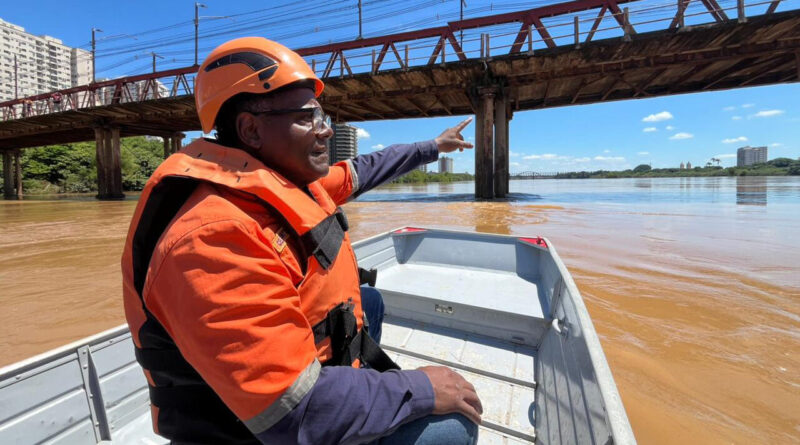 with 244331 Easy Resize.com