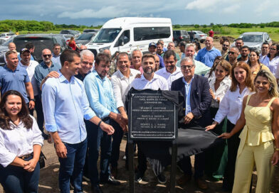 Após 30 anos de espera, Complexo Farol-Barra do Furado tem pedra fundamental lançada