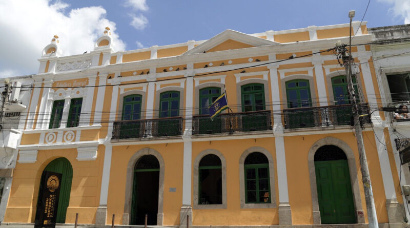 with 244457 Easy Resize.com