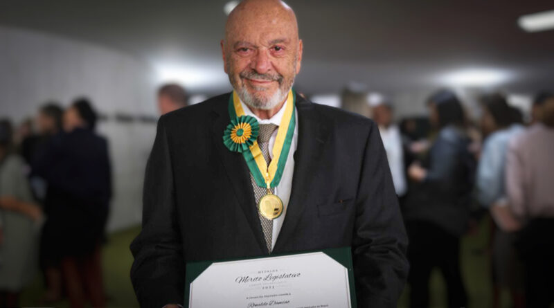 Ronaldo Damiao Easy Resize.com