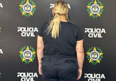 Mulher é presa dentro do heliporto de Farol por suspeita de associação criminosa especializada em fraudes bancárias