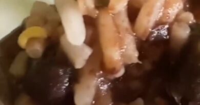 Suposta larva na merenda escolar de São Francisco de Itabapoana gera revolta