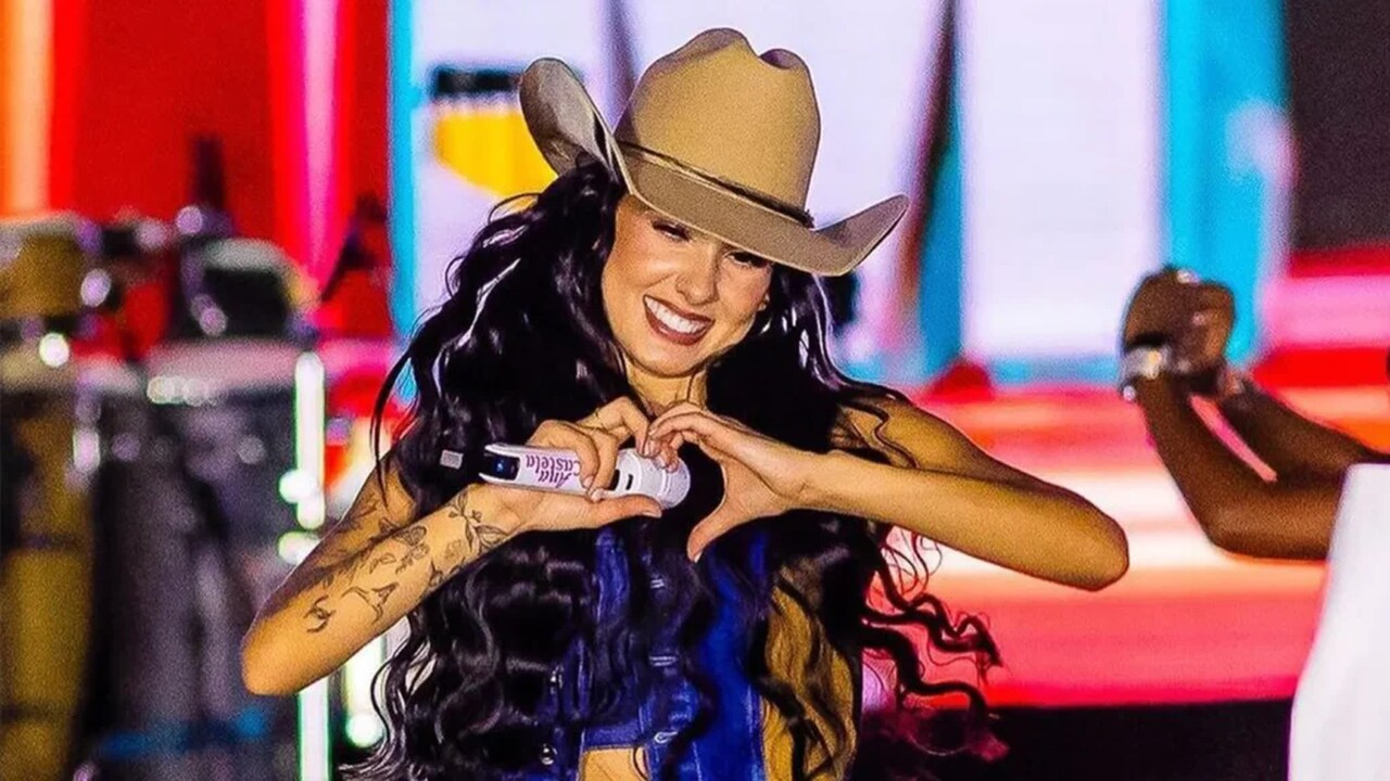 Prefeito anuncia show de Ana Castela na Expo São Fidélis